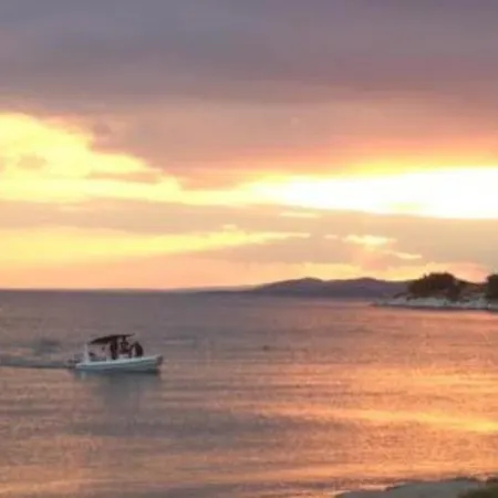 King Filippos - Royal Beachfront Villa Sithonia