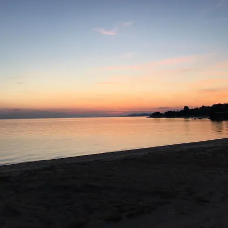 King Filippos - Royal Beachfront - Sithonia Chalkidiki Holiday home *