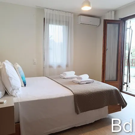 King Filippos - Royal Beachfront - Sithonia Chalkidiki * Nikiti (Sithonia)