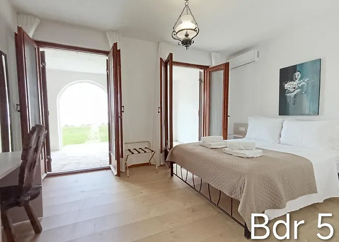 King Filippos - Royal Beachfront - Sithonia Chalkidiki