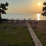 King Filippos - Royal Beachfront - Sithonia Chalkidiki Tatil Evi Nikiti (Sithonia)