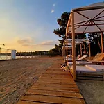 King Filippos - Royal Beachfront - Sithonia Chalkidiki * Nikiti (Sithonia)