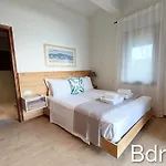 King Filippos - Royal Beachfront - Sithonia Chalkidiki Tatil Evi Nikiti (Sithonia)